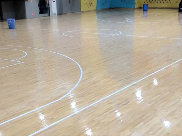地板打磨翻新